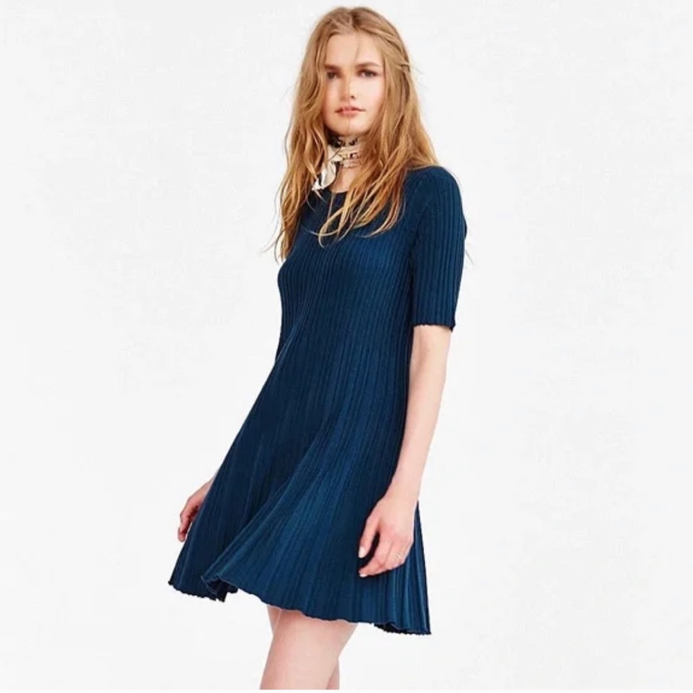Urban Outfitters Cooperative teal pleated knit dress